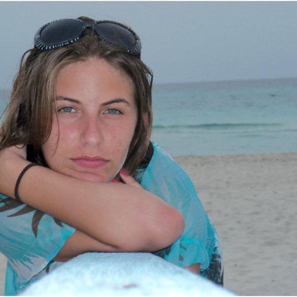 Meet your Posher, Ana carla